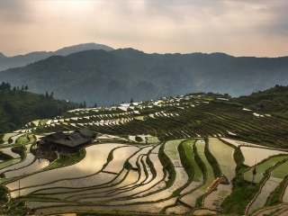 去貴州報(bào)團(tuán)多少錢(qián)_貴州九月旅游_貴州組團(tuán)旅游