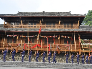 2021年貴州旅游團(tuán)報(bào)價(jià)_去貴州旅游多少錢_香港旅游團(tuán)貴州
