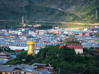 云南香格里拉自由行旅游團(tuán)_去云南香格里拉游怎么省錢_深圳特價云南香格里拉游