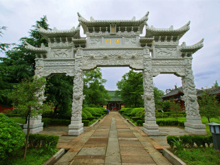 婺源廬山旅游報(bào)團(tuán)價(jià)格_現(xiàn)在到婺源廬山旅游多少錢_婺源廬山旅行團(tuán)旅游報(bào)價(jià)