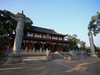 婺源廬山旅游報(bào)團(tuán)價(jià)格_現(xiàn)在到婺源廬山旅游多少錢_婺源廬山旅行團(tuán)旅游報(bào)價(jià)