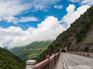 8月西藏林芝旅游_西藏林芝半自由行_西藏林芝特價旅游團(tuán)報價