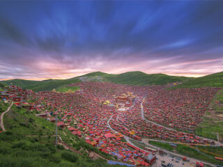 去四川稻城亞丁旅游要多少錢_四川稻城亞丁游跟團多少錢2021_四川稻城亞丁跟團游與自由行