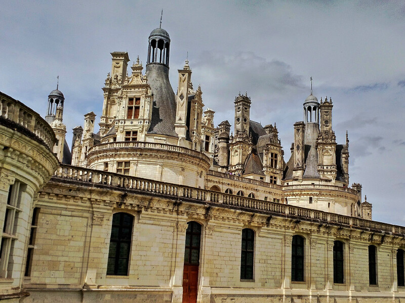 法国卢瓦尔河谷一座座城堡一缕缕霞