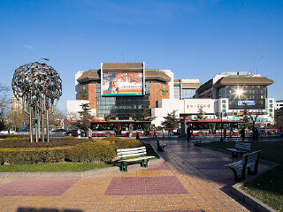 百盛购物中心(哈尔滨店)