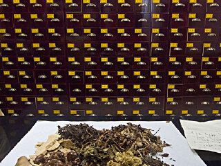 北京同仁堂老字号(四川中路店)