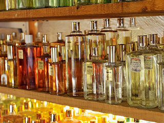 BENLUX LOUVRE免税店