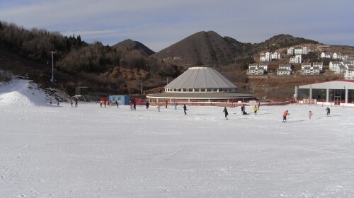 蓟县毛家峪印象滑雪1日游>印象滑雪圣地