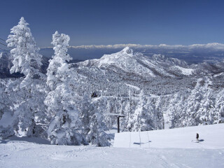 志贺高原滑雪场