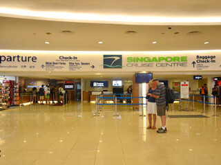 丹娜美拉码头（通往民丹岛）