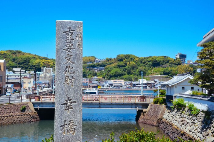 庆长四年(1599),肥前国土豪松浦氏第26代家督松浦镇信在龟冈山的日之