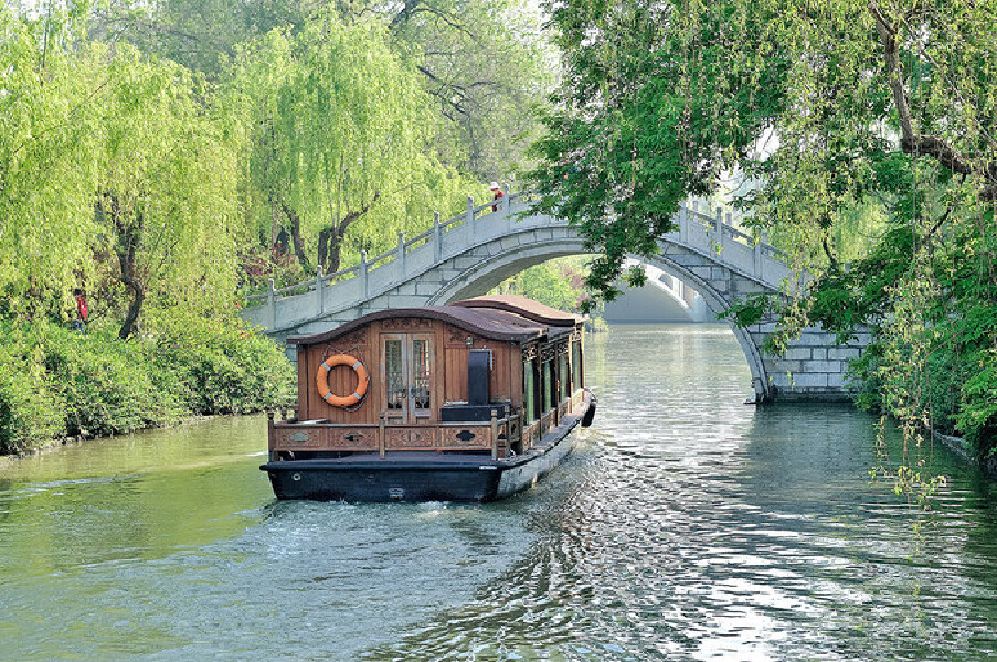  扬州千秋粉黛-上午东关街-个园-下午大明寺-瘦西湖1日游>牛人设计