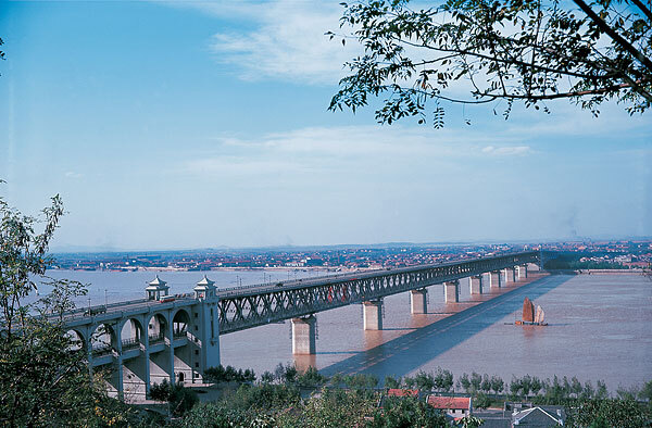 合川旅游要多少钱_8月份去合川哪里旅游好_8月份适合去合川哪里旅游好
