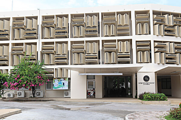 清迈大学美术馆门票价格_清迈大学美术馆门票多少钱_清迈大学美术馆