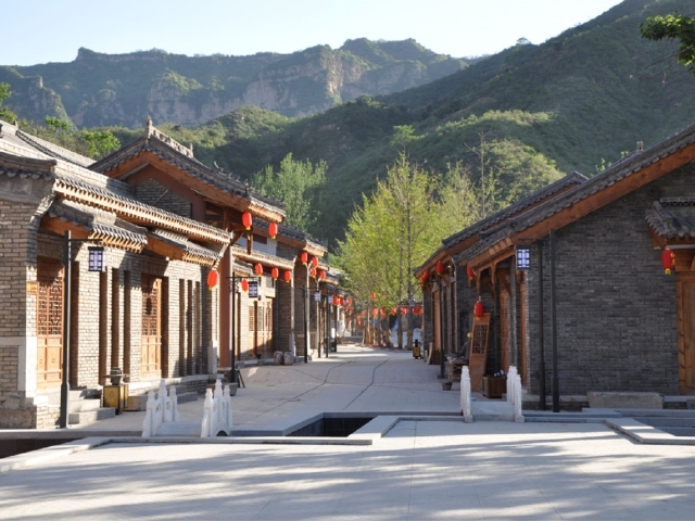 [国庆] 河北红崖古镇-白鹿水世界-红崖谷-华严寺双汽2日游>夜宿古镇内
