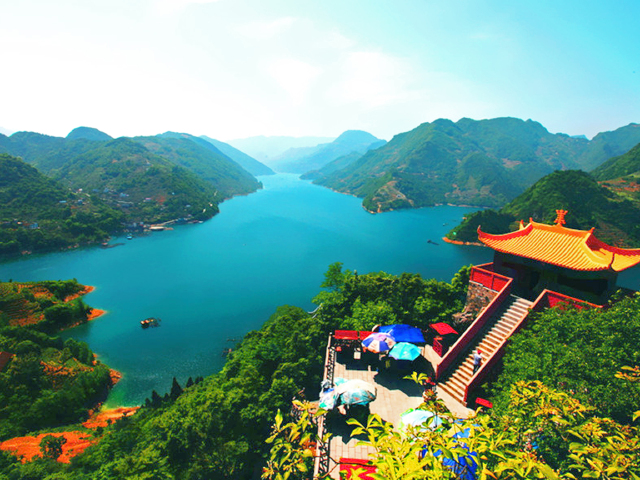  三峡大坝-清江画廊双动2日游>宿城市商圈 游清江山水