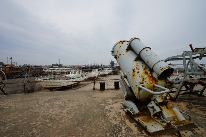 日光先照任家台,天蓝海蓝心更蓝