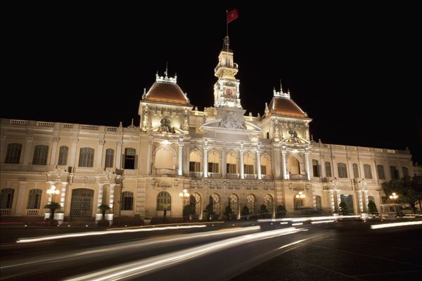 骑自行车走遍胡志明市_胡志明市简介_胡志明市好玩吗