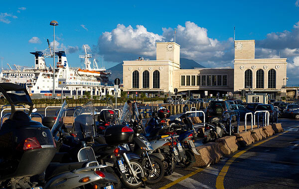 那不勒斯维吉尔公园地址_维吉尔公园在哪里_维吉尔公园怎么去