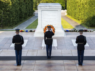 阿灵顿国家公墓