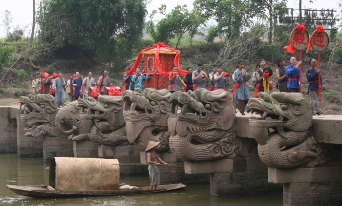 精美绝伦"龙脑桥"一日游