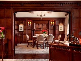 南京东路地铁站