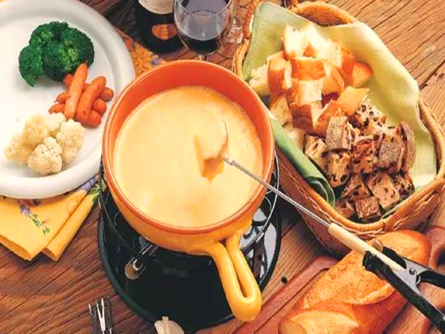  一价全含-法国瑞士意大利10-13日游>尾货特价,春暖花开,雪朗峰