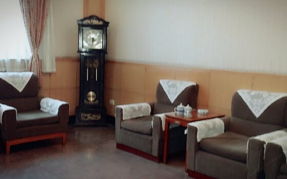 新乡市凤泉区白鹭宾馆