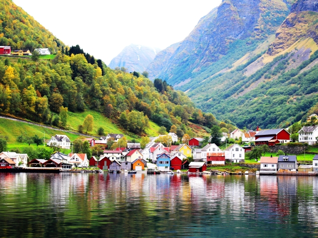  俄罗斯 北欧四国 双峡湾 塔林 里加15-16日游>d升级25人小团,莫斯科