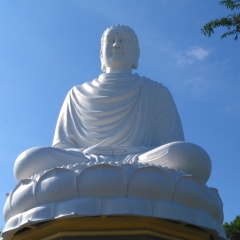 隆山寺大佛