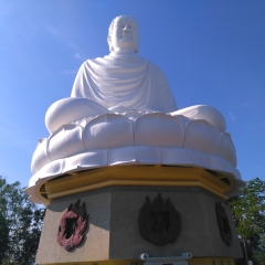 隆山寺大佛