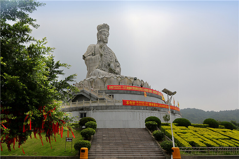 观音山上,喧闹尘世中,寻找须臾的归依