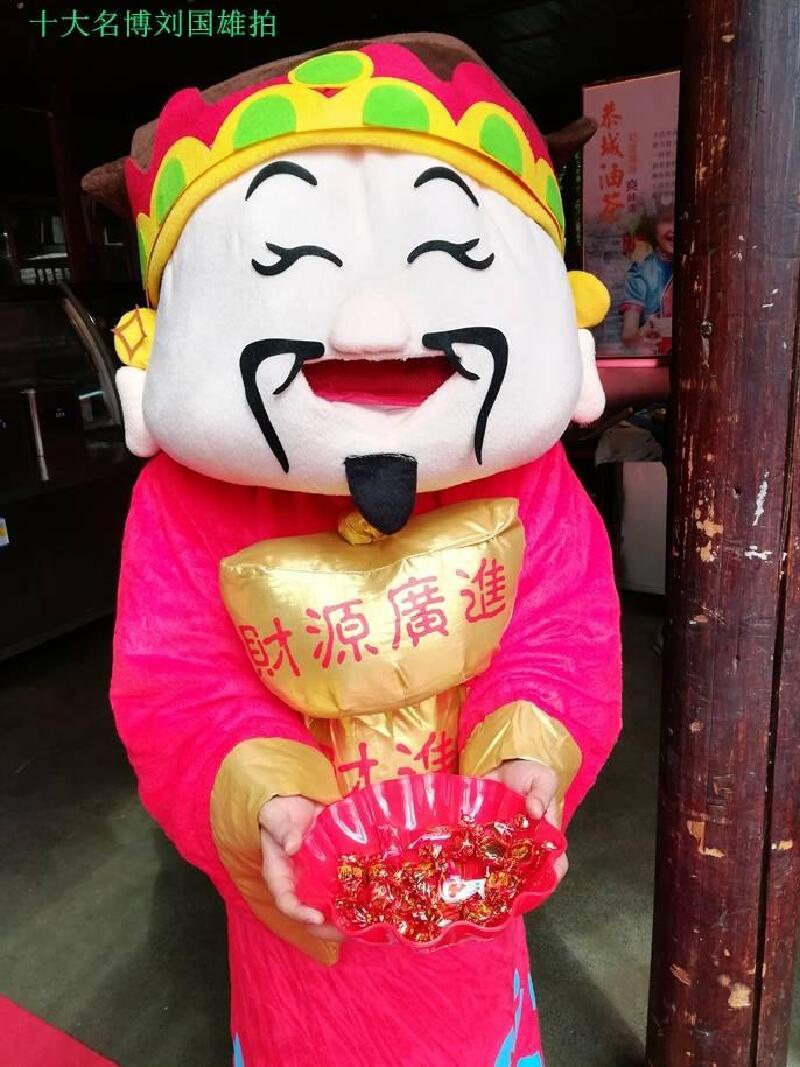 过大年# 到瑶王府吃年饭过吉年,享广西特色美食