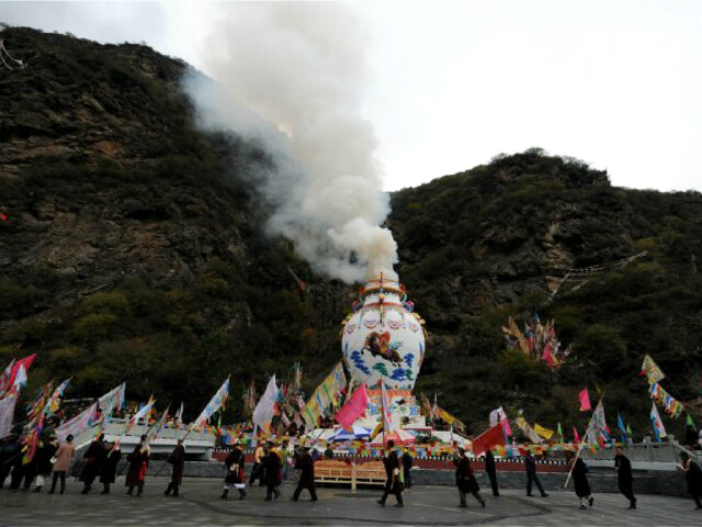 煨桑炉,家庭用煨桑炉图片,煨桑炉制作_大山谷图库