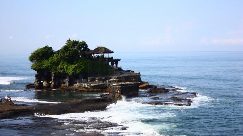  巴厘岛6晚7日游>鹰航直飞,罗威娜追逐海豚,游遍巴厘岛
