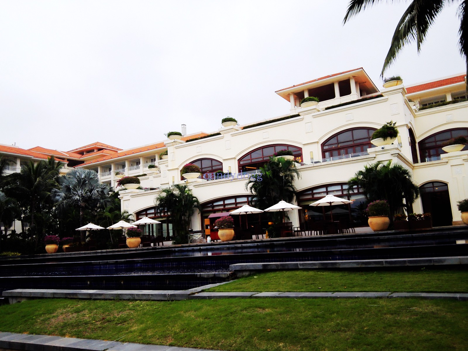 海口喜来登酒店主楼外观