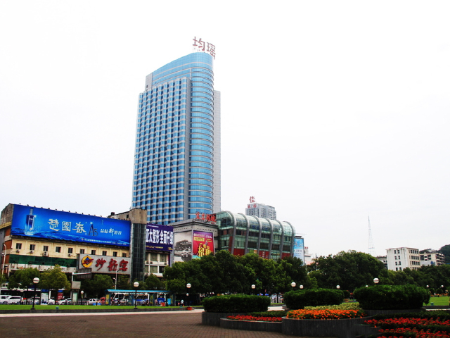  宜昌-朝天吼漂流1日游>0购物 自由选择集合地点 免费接送 惊险刺激