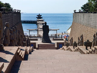 秦皇求仙入海处