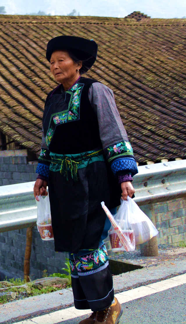 去矮寨大橋旅遊.