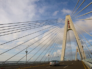 世纪大桥