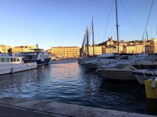 马赛老港码头区