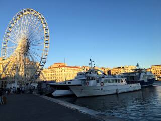 马赛老港码头区
