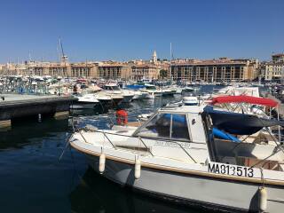 马赛老港码头区