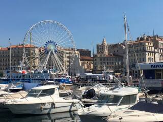 马赛老港码头区