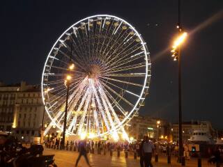 马赛老港码头区