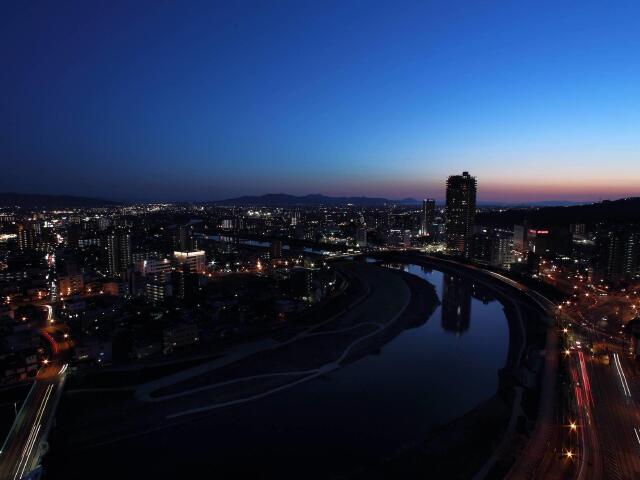 http:\/\/www.tuniu.com\/tour\/210574245