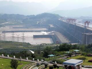 三峡观坝