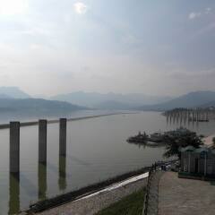 三峡观坝的#旅图换旅费#
