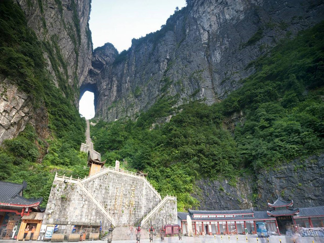  長沙 韶山 大峽谷玻璃橋 張家界 天門山 鳳凰夜景雙高6日遊>含魅力