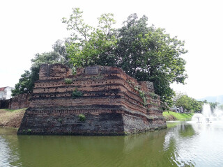 清迈古城护城河